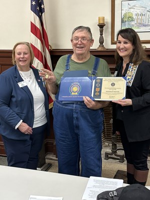 Ceremony for CA VVA Chapter 400 Vietnam veterans by members of the CA Chief Solano Chapter NSDAR.